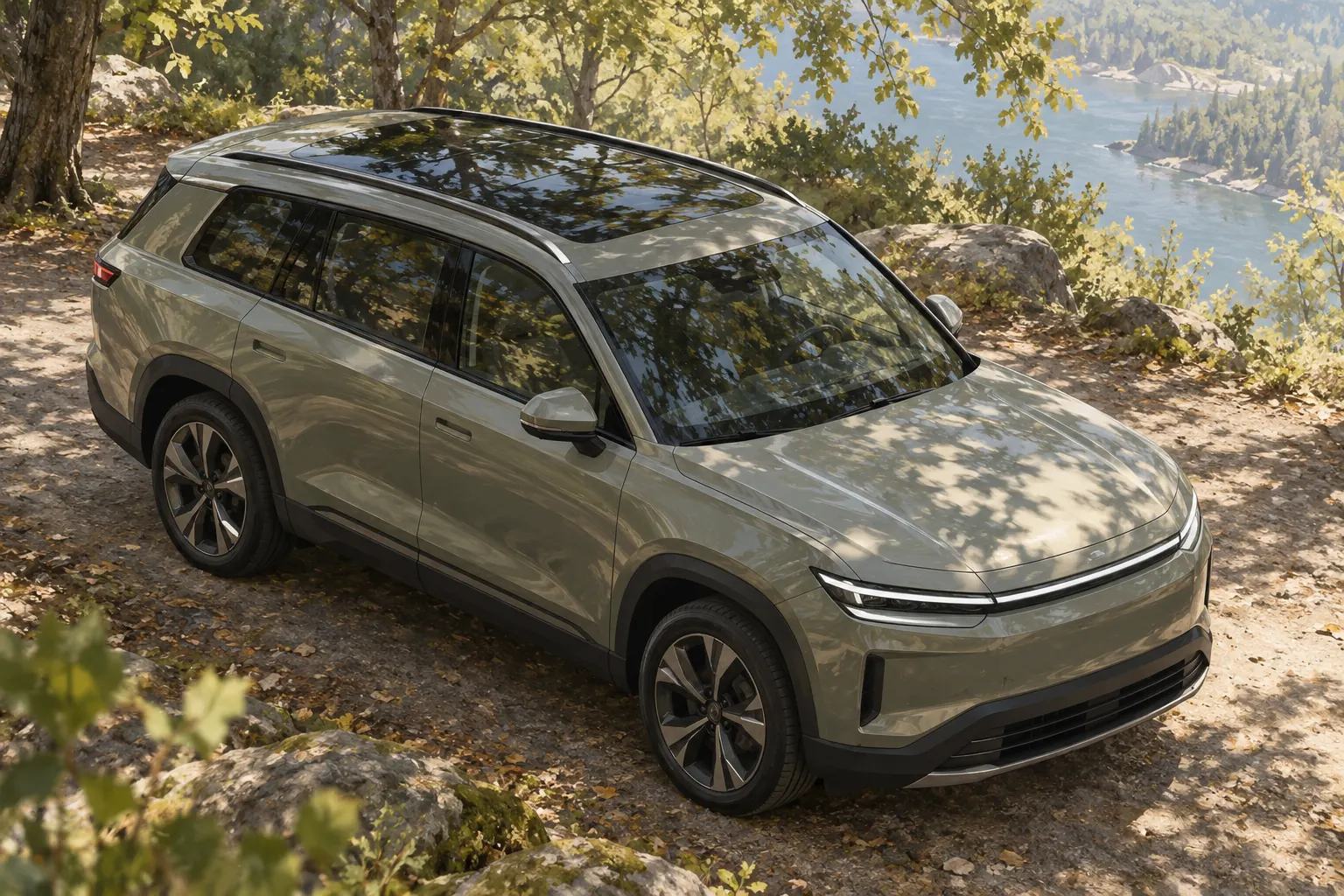 Geschlossenes Glasdach eines frei gestalteten SUV als Ausstattungsthema.